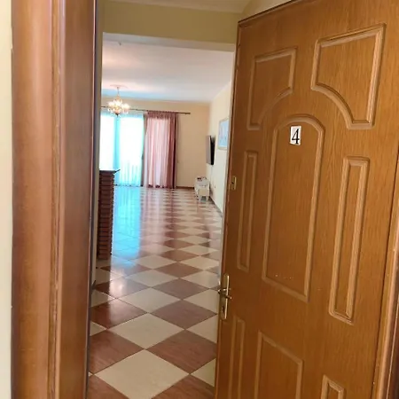 Family Comfort And In * Vlorë
