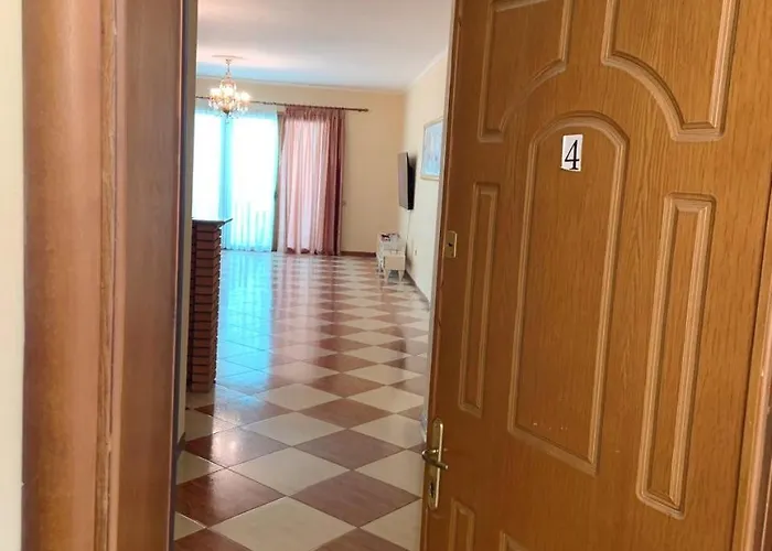 Family Comfort And In * Vlorë